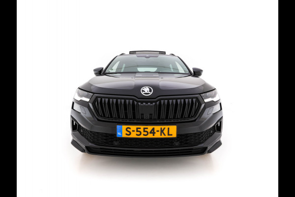 Škoda Karoq 1.5 TSI ACT Sportline Business (INCL-BTW) Aut. *PANO | DIGI-COCKPIT | FULL-LED | ADAPTIVE-CRUISE | HEATED-SPORTSEATS | TOPVIEW |  AMBIENTLIGHT | NAVI-FULLMAP | KEYLESS | DAB+ | TOWBAR | PRIVACYGLASS | 18''ALU*