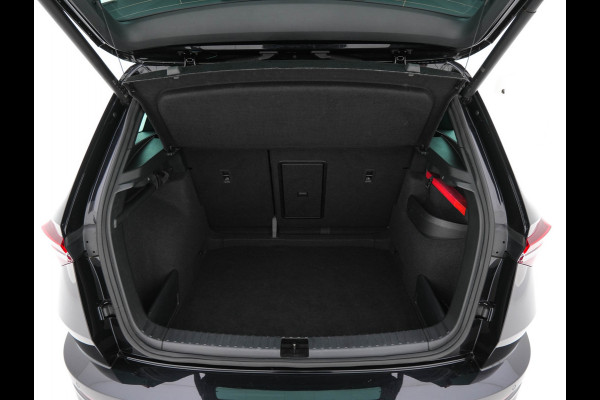 Škoda Karoq 1.5 TSI ACT Sportline Business (INCL-BTW) Aut. *PANO | DIGI-COCKPIT | FULL-LED | ADAPTIVE-CRUISE | HEATED-SPORTSEATS | TOPVIEW |  AMBIENTLIGHT | NAVI-FULLMAP | KEYLESS | DAB+ | TOWBAR | PRIVACYGLASS | 18''ALU*