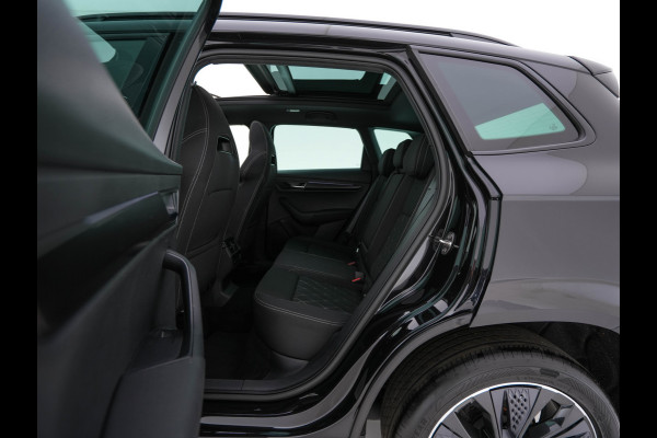 Škoda Karoq 1.5 TSI ACT Sportline Business (INCL-BTW) Aut. *PANO | DIGI-COCKPIT | FULL-LED | ADAPTIVE-CRUISE | HEATED-SPORTSEATS | TOPVIEW |  AMBIENTLIGHT | NAVI-FULLMAP | KEYLESS | DAB+ | TOWBAR | PRIVACYGLASS | 18''ALU*