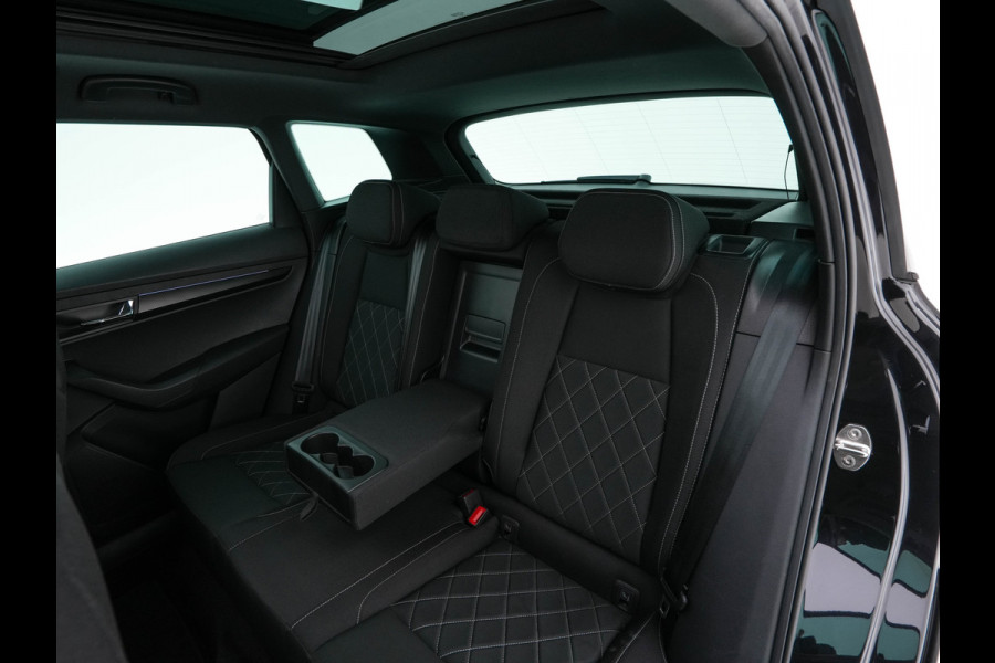 Škoda Karoq 1.5 TSI ACT Sportline Business (INCL-BTW) Aut. *PANO | DIGI-COCKPIT | FULL-LED | ADAPTIVE-CRUISE | HEATED-SPORTSEATS | TOPVIEW |  AMBIENTLIGHT | NAVI-FULLMAP | KEYLESS | DAB+ | TOWBAR | PRIVACYGLASS | 18''ALU*