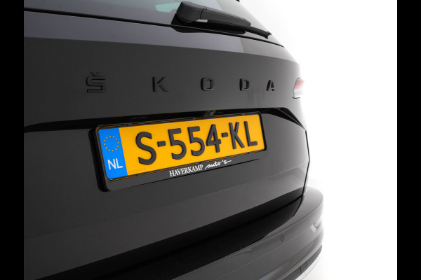 Škoda Karoq 1.5 TSI ACT Sportline Business (INCL-BTW) Aut. *PANO | DIGI-COCKPIT | FULL-LED | ADAPTIVE-CRUISE | HEATED-SPORTSEATS | TOPVIEW |  AMBIENTLIGHT | NAVI-FULLMAP | KEYLESS | DAB+ | TOWBAR | PRIVACYGLASS | 18''ALU*