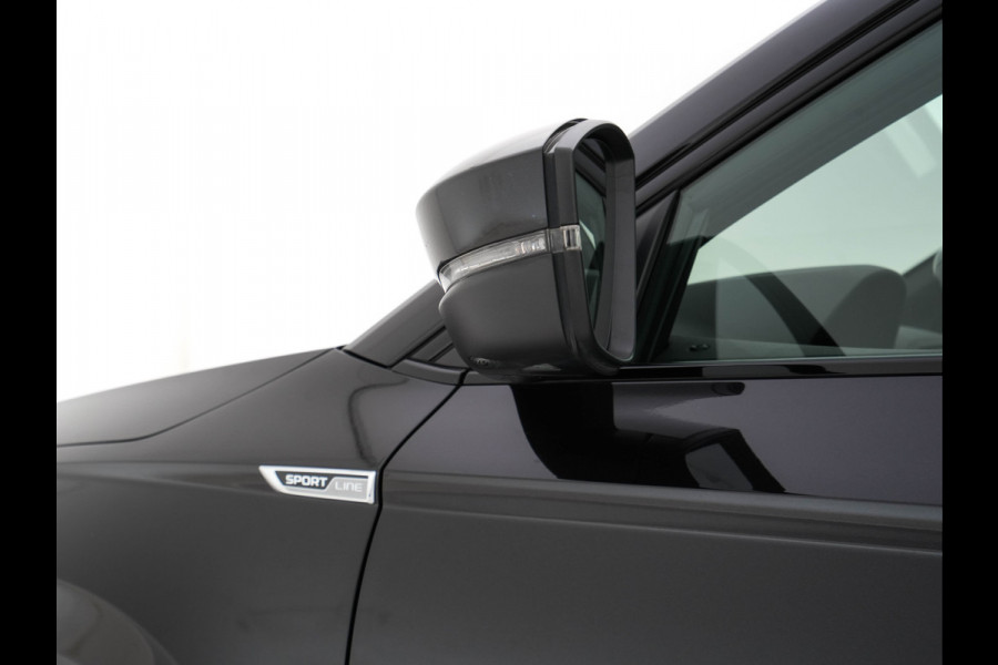 Škoda Karoq 1.5 TSI ACT Sportline Business (INCL-BTW) Aut. *PANO | DIGI-COCKPIT | FULL-LED | ADAPTIVE-CRUISE | HEATED-SPORTSEATS | TOPVIEW |  AMBIENTLIGHT | NAVI-FULLMAP | KEYLESS | DAB+ | TOWBAR | PRIVACYGLASS | 18''ALU*