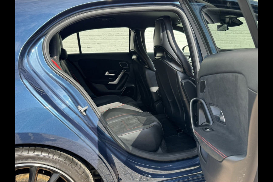 Mercedes-Benz AMG A-klasse AMG 35 4MATIC 306 PK!! Keyless Cruise Led verlichting Achteruitrijcamera Carplay Dynamic select