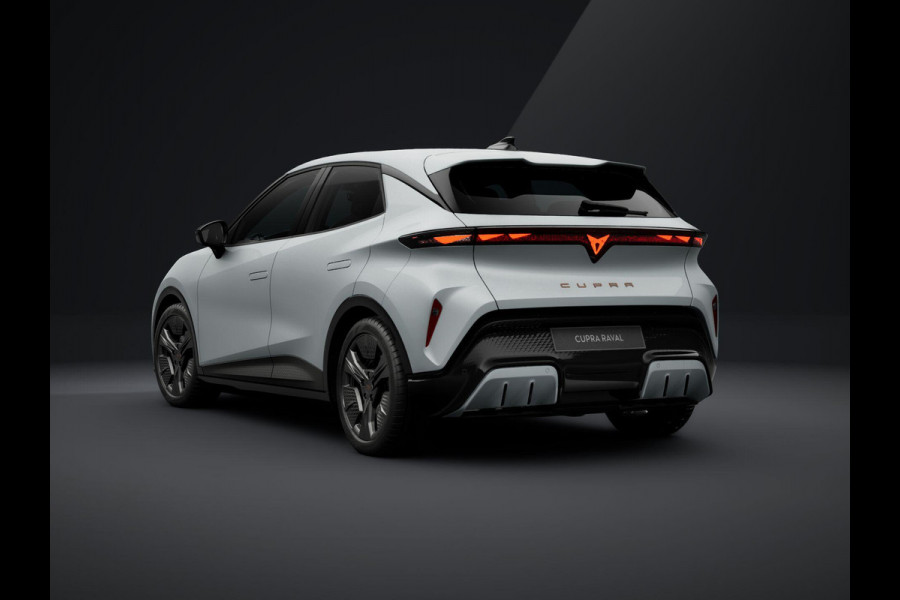 CUPRA Raval Essential 56 kWh 211PK | Adaptive cruise Control | Side Assist | Climate Control | Keyless Go | Parkeersensoren Achter