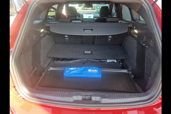 Ford FOCUS Wagon 1.0 EcoBoost Hybrid ST Line X Bellen voor bezichtiging | Fantastic Red | Winterpack | Driver Ass Pack | Camera | Origin NL Auto |