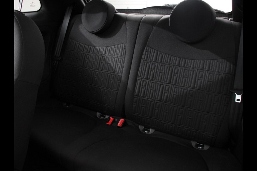 Fiat 500 1.0 Hybrid Dolcevita Finale Panorama dak Climate Control Cruise Control Navigatie Apple Carplay/Android Auto Dab Digitale Cockpit Parkeer Sensoren Lichtmetalen Velgen Led