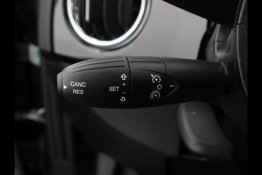 Fiat 500 1.0 Hybrid Dolcevita Finale Panorama dak Climate Control Cruise Control Navigatie Apple Carplay/Android Auto Dab Digitale Cockpit Parkeer Sensoren Lichtmetalen Velgen Led