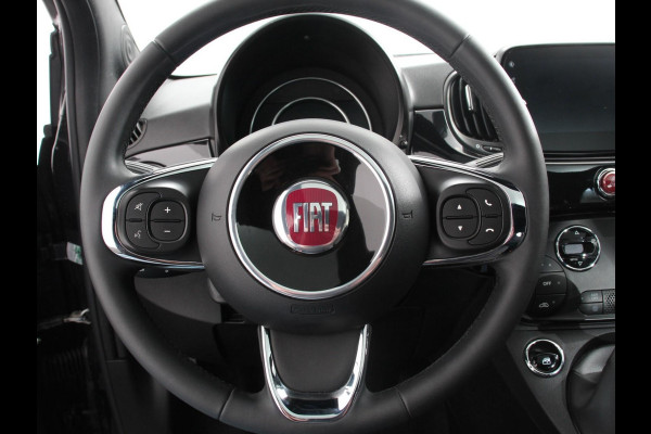 Fiat 500 1.0 Hybrid Dolcevita Finale Panorama dak Climate Control Cruise Control Navigatie Apple Carplay/Android Auto Dab Digitale Cockpit Parkeer Sensoren Lichtmetalen Velgen Led