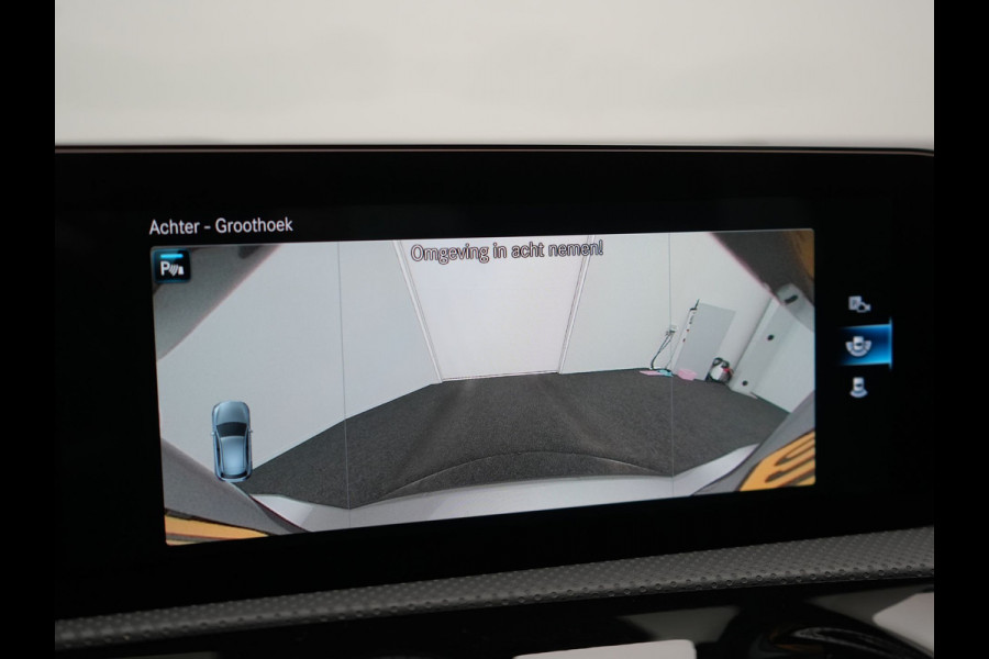 Mercedes-Benz A-Klasse 250 e Progressive PHEV 218pk Dealer O.H. | Camera | Lederen Sportstoelen Ventilatie & Verwarmd | Burmester Audio | Blis | Sfeerverlichting | Apple Carplay | LED Koplampen | Cruise Control | Navigatie | DAB | 19"L.M | Plug In Hybrid
