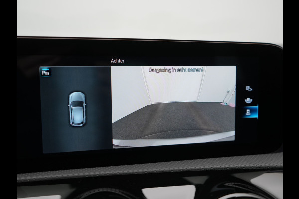 Mercedes-Benz A-Klasse 250 e Progressive PHEV 218pk Dealer O.H. | Camera | Lederen Sportstoelen Ventilatie & Verwarmd | Burmester Audio | Blis | Sfeerverlichting | Apple Carplay | LED Koplampen | Cruise Control | Navigatie | DAB | 19"L.M | Plug In Hybrid