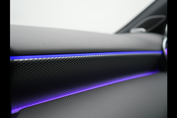 Mercedes-Benz A-Klasse 250 e Progressive PHEV 218pk Dealer O.H. | Camera | Lederen Sportstoelen Ventilatie & Verwarmd | Burmester Audio | Blis | Sfeerverlichting | Apple Carplay | LED Koplampen | Cruise Control | Navigatie | DAB | 19"L.M | Plug In Hybrid