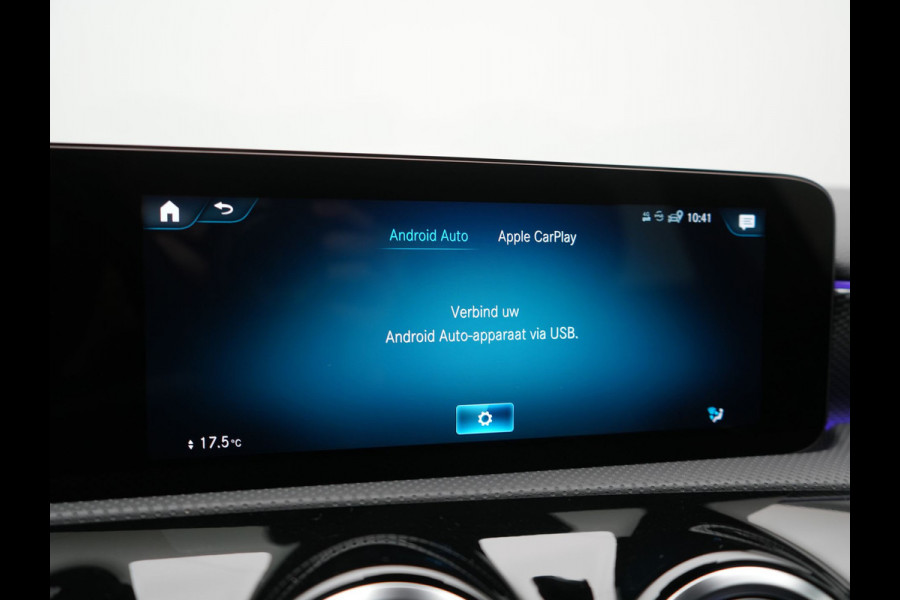 Mercedes-Benz A-Klasse 250 e Progressive PHEV 218pk Dealer O.H. | Camera | Lederen Sportstoelen Ventilatie & Verwarmd | Burmester Audio | Blis | Sfeerverlichting | Apple Carplay | LED Koplampen | Cruise Control | Navigatie | DAB | 19"L.M | Plug In Hybrid