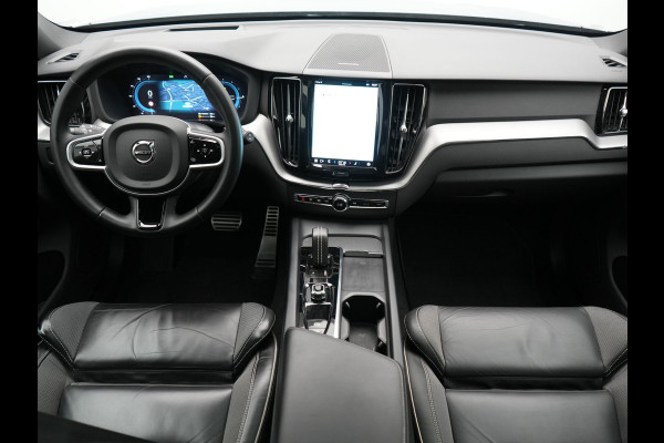 Volvo XC60 T6 AWD R-Design PHEV 340pk Dealer O.H. | Panodak | Adaptive Cruise | Head Up | 360 Camera | Harman / Kardon | Lederen Sportstoelen Memory & Verwarmd | Stuur Verwarmd | Google Assistent | Keyless | Apple Carplay | Navigatie | DAB | Plug In Hybrid |