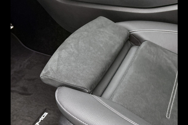 Mercedes-Benz A-Klasse 250 e 140 Year Edition | Premium Plus | Parkeerpakket | Panoramaschuifdak | 360° camera | Burmester surround sound system | 19 inch multispaaks lichtmetalen AMG-velgen |