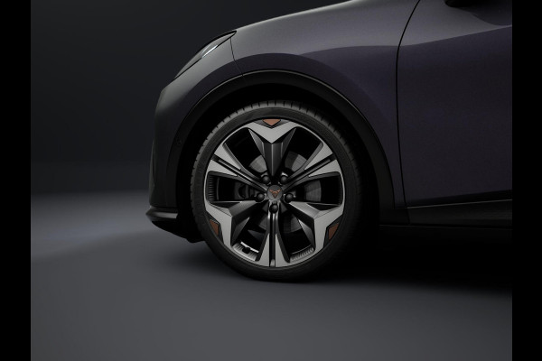 CUPRA Raval Performance 39 kWh 135PK | 360 Camera | Elektrisch Verstelbare Stoelen | Verwarmbaar Stuurwiel & stoelen | Adaptieve Cruise Control | Keyless Entry | 19 Inch LM |