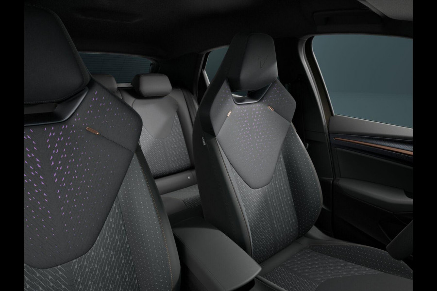 CUPRA Raval Performance 39 kWh 135PK | 360 Camera | Elektrisch Verstelbare Stoelen | Verwarmbaar Stuurwiel & stoelen | Adaptieve Cruise Control | Keyless Entry | 19 Inch LM |