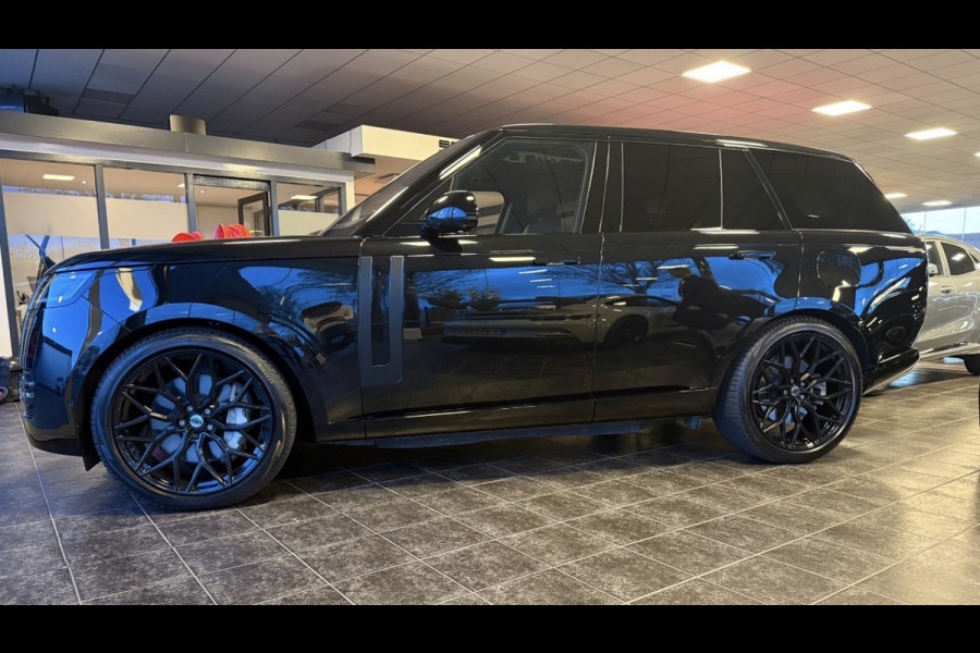 Land Rover Range Rover P440e HSE PHEV ** Panoramadak ** 23" Urban ** Black Pack