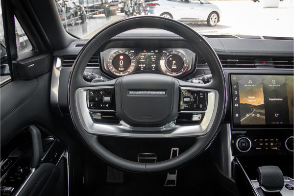 Land Rover Range Rover P440e HSE PHEV ** Panoramadak ** 23" Urban ** Black Pack