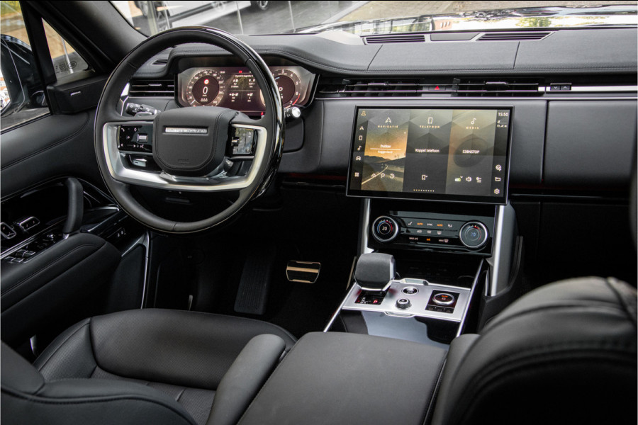 Land Rover Range Rover P440e HSE PHEV ** Panoramadak ** 23" Urban ** Black Pack