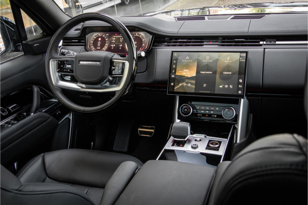 Land Rover Range Rover P440e HSE PHEV ** Panoramadak ** 23" Urban ** Black Pack