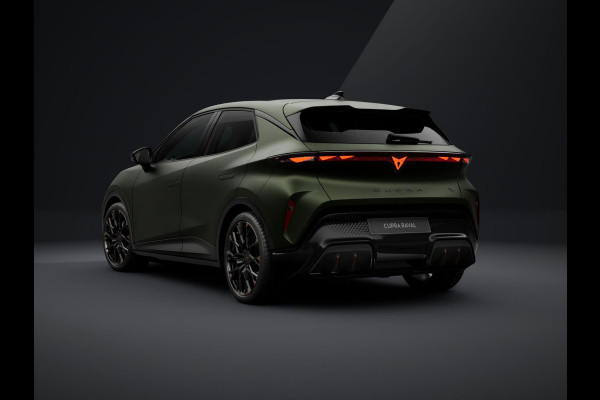 CUPRA Raval VZ 56 kWh 226PK | Panoramadak | Sennheiser Ambeo | Sperdifferentieel | DCC | Lederen Elektrisch Verstelbare Stoelen | 19 Inch LM | ACC | 360 Camera |