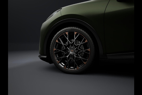 CUPRA Raval VZ 56 kWh 226PK | Panoramadak | Sennheiser Ambeo | Sperdifferentieel | DCC | Lederen Elektrisch Verstelbare Stoelen | 19 Inch LM | ACC | 360 Camera |