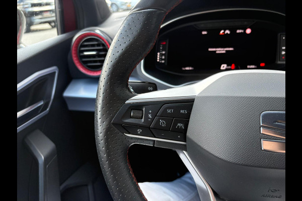 Seat Ibiza 95PK EcoTSI FR Business Intense Navigatie/Camera/Stoelverwarming/Full-LED