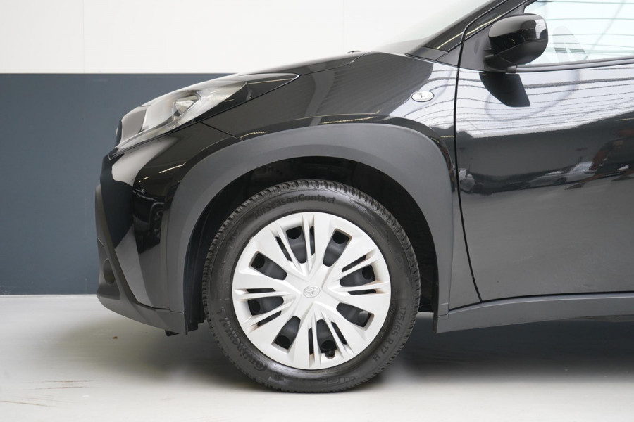 Toyota Aygo X 1.0 VVT-i MT Play | Achteruitrijcamera | Carplay | Airconditioning | Cruise control