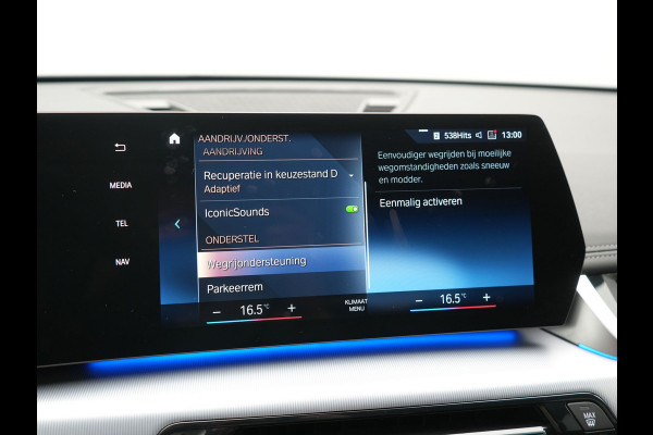 BMW iX1 xDrive30 X Line 67 kWh 313pk Dealer O.H. | Trekhaak Af Fabriek | Adaptive Cruise | Lederen Sportstoelen Massage & Verwarmd | Camera | Adaptief M-onderstel | Blis | Sfeerverlichting | Apple Carplay | Navigatie | DAB |