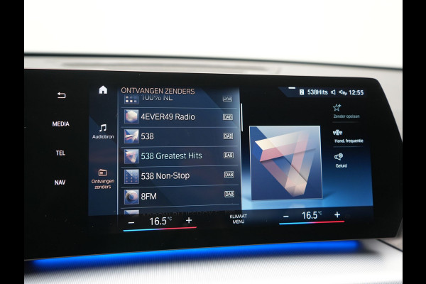 BMW iX1 xDrive30 X Line 67 kWh 313pk Dealer O.H. | Trekhaak Af Fabriek | Adaptive Cruise | Lederen Sportstoelen Massage & Verwarmd | Camera | Adaptief M-onderstel | Blis | Sfeerverlichting | Apple Carplay | Navigatie | DAB |