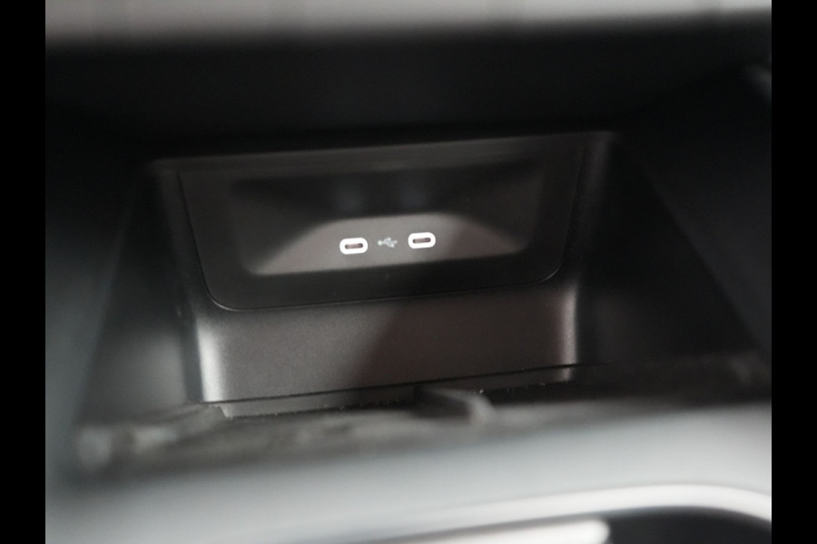 Škoda ENYAQ iV 80 Business Edition Plus 204pk Dealer O.H. | Adaptive Cruise | Head Up | Camera | Alcantara Sportstoelen Memory & Verwarmd | Warmtepomp | Keyless | Blis | Crystal LED | Stuur Verwarmd | Sfeerverlichting | Apple Carplay | Navigatie |