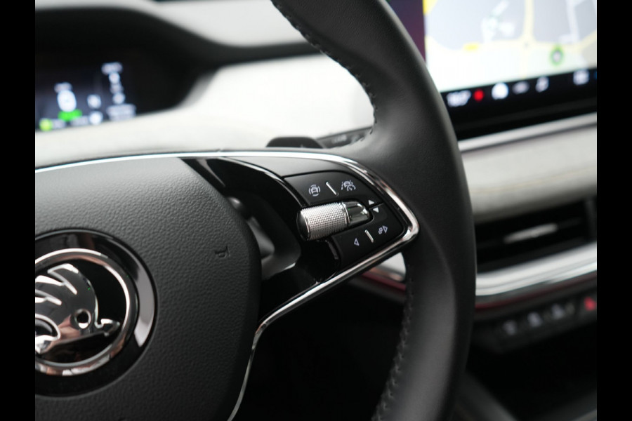 Škoda ENYAQ iV 80 Business Edition Plus 204pk Dealer O.H. | Adaptive Cruise | Head Up | Camera | Alcantara Sportstoelen Memory & Verwarmd | Warmtepomp | Keyless | Blis | Crystal LED | Stuur Verwarmd | Sfeerverlichting | Apple Carplay | Navigatie |
