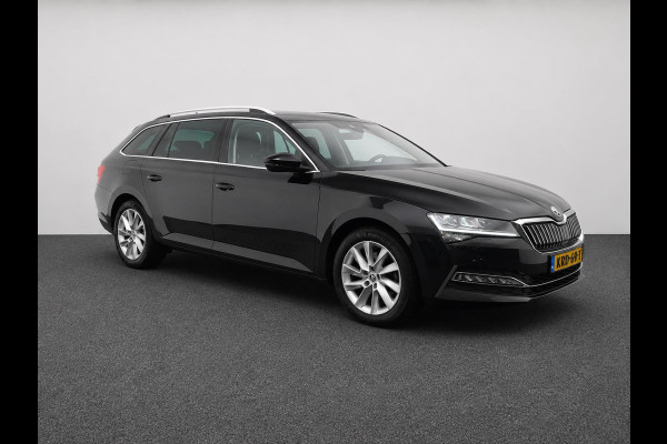 Škoda Superb Combi 1.4 TSI DSG Aut. iV Business Edition Plus SoH 92% Trekhaak Camera Navi Carplay DCC Stoelverwarming Verwarmbare Voorruit Cruise Control Full LED PDC VA