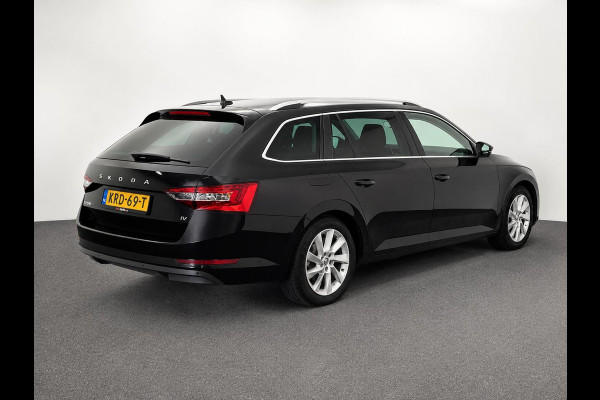 Škoda Superb Combi 1.4 TSI DSG Aut. iV Business Edition Plus SoH 92% Trekhaak Camera Navi Carplay DCC Stoelverwarming Verwarmbare Voorruit Cruise Control Full LED PDC VA