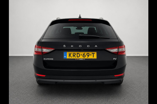 Škoda Superb Combi 1.4 TSI DSG Aut. iV Business Edition Plus SoH 92% Trekhaak Camera Navi Carplay DCC Stoelverwarming Verwarmbare Voorruit Cruise Control Full LED PDC VA