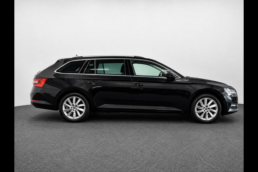 Škoda Superb Combi 1.4 TSI DSG Aut. iV Business Edition Plus SoH 92% Trekhaak Camera Navi Carplay DCC Stoelverwarming Verwarmbare Voorruit Cruise Control Full LED PDC VA