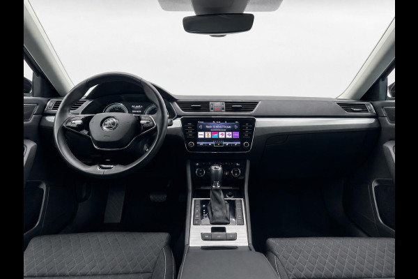 Škoda Superb Combi 1.4 TSI DSG Aut. iV Business Edition Plus SoH 92% Trekhaak Camera Navi Carplay DCC Stoelverwarming Verwarmbare Voorruit Cruise Control Full LED PDC VA