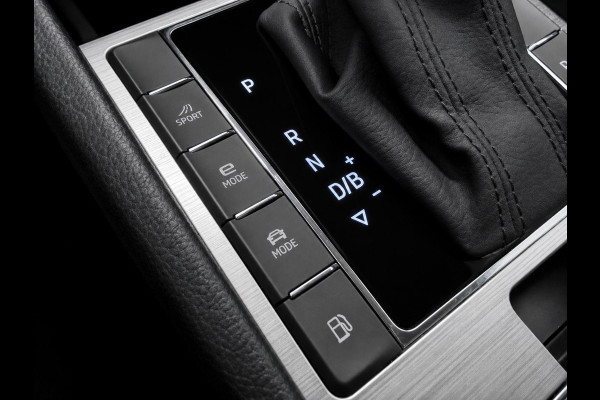 Škoda Superb Combi 1.4 TSI DSG Aut. iV Business Edition Plus SoH 92% Trekhaak Camera Navi Carplay DCC Stoelverwarming Verwarmbare Voorruit Cruise Control Full LED PDC VA