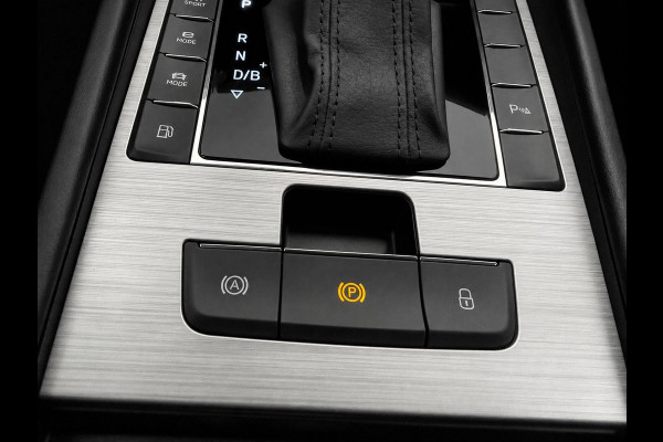 Škoda Superb Combi 1.4 TSI DSG Aut. iV Business Edition Plus SoH 92% Trekhaak Camera Navi Carplay DCC Stoelverwarming Verwarmbare Voorruit Cruise Control Full LED PDC VA