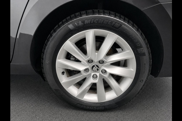 Škoda Superb Combi 1.4 TSI DSG Aut. iV Business Edition Plus SoH 92% Trekhaak Camera Navi Carplay DCC Stoelverwarming Verwarmbare Voorruit Cruise Control Full LED PDC VA