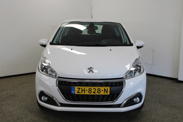 Peugeot 208 1.2 PureTech Signature