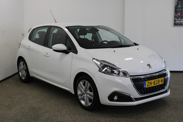 Peugeot 208 1.2 PureTech Signature