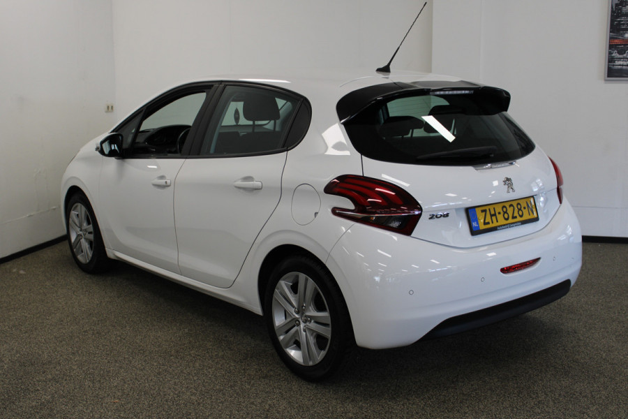 Peugeot 208 1.2 PureTech Signature