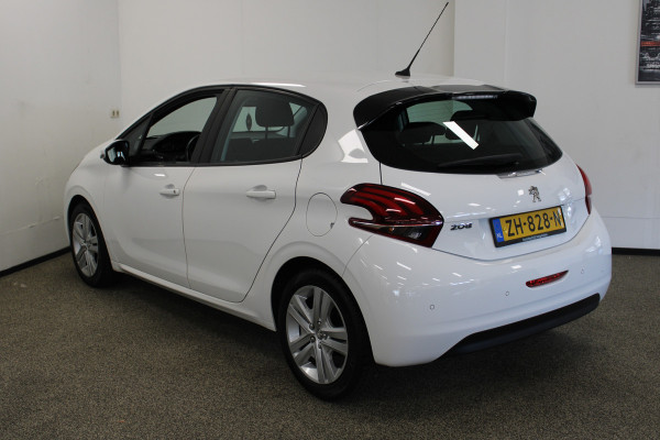 Peugeot 208 1.2 PureTech Signature