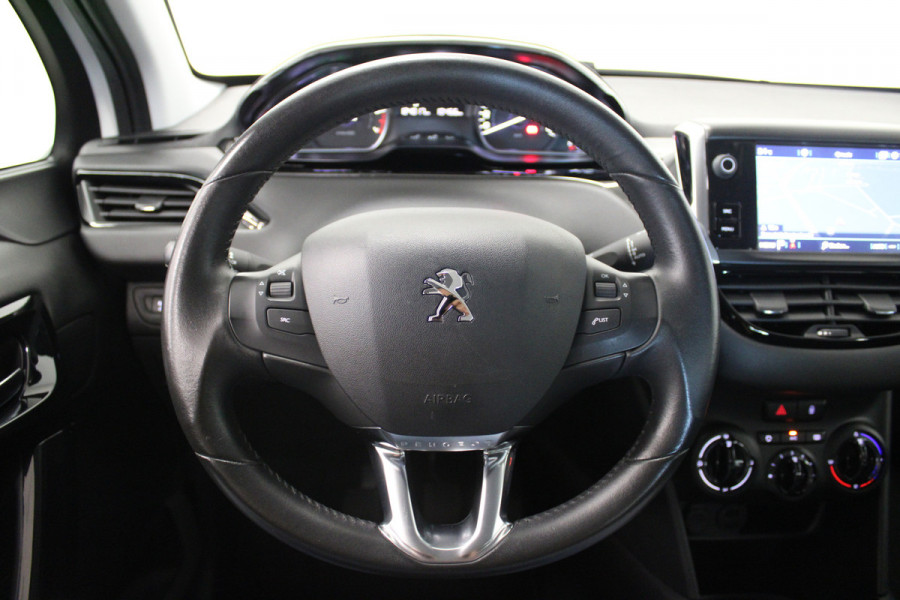 Peugeot 208 1.2 PureTech Signature