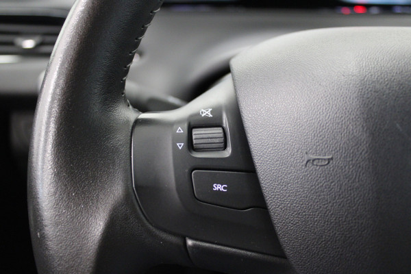 Peugeot 208 1.2 PureTech Signature
