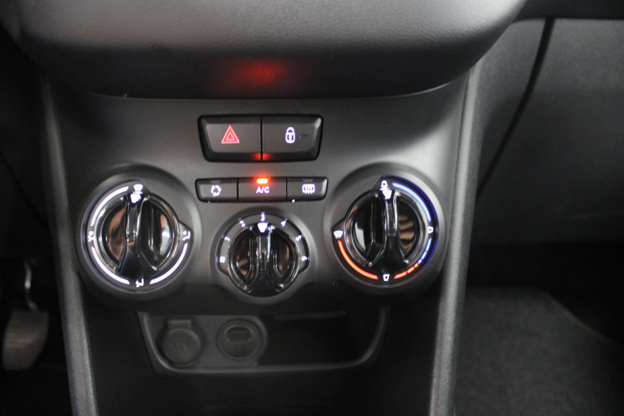Peugeot 208 1.2 PureTech Signature