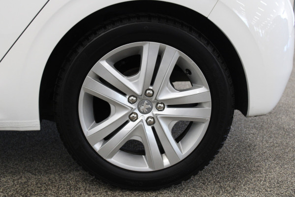 Peugeot 208 1.2 PureTech Signature