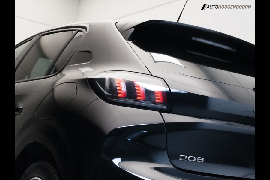 Peugeot 208 1.2 PureTech Allure Sport (APPLE CARPLAY,LM-VELGEN,3D-COCKPIT,LED,PARKEERSENSOREN,CRUISE CONTROL,TOPCONDITIE)