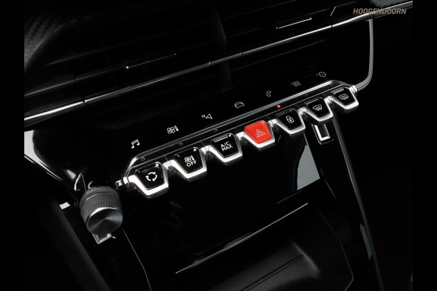 Peugeot 208 1.2 PureTech Allure Sport (APPLE CARPLAY,LM-VELGEN,3D-COCKPIT,LED,PARKEERSENSOREN,CRUISE CONTROL,TOPCONDITIE)